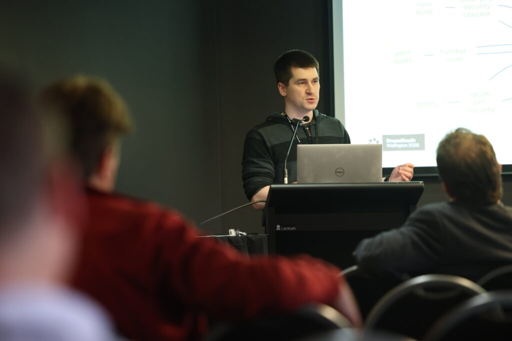 Gareth Jones presents the project at the conference